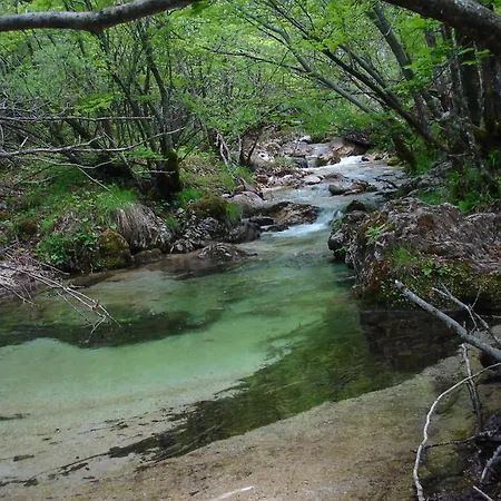 度假居 Stone House In Majella Park *