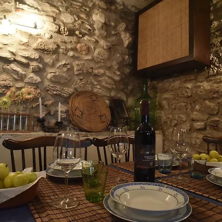 Stone House In Majella Park *