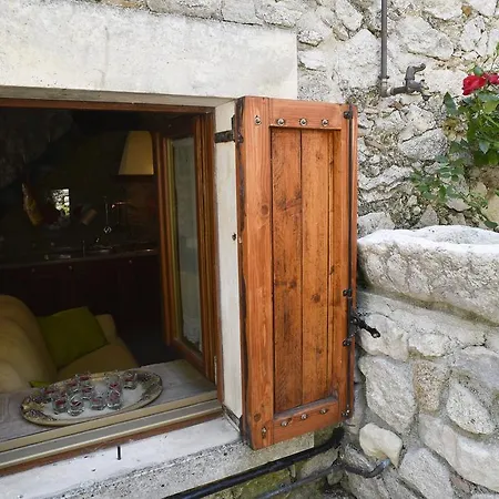 Stone House In Majella Park Vakantiehuis *