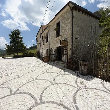 Stone House In Majella Park Vakantiehuis