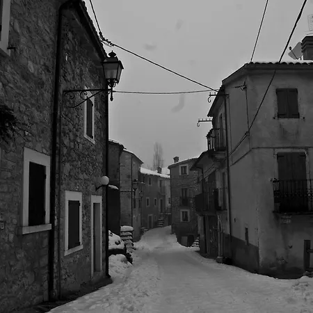 度假居 Stone House In Majella Park *
