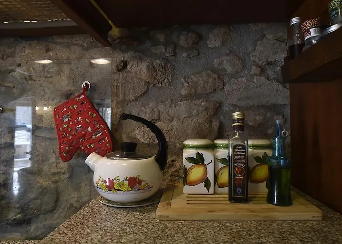 Stone House In Majella Park